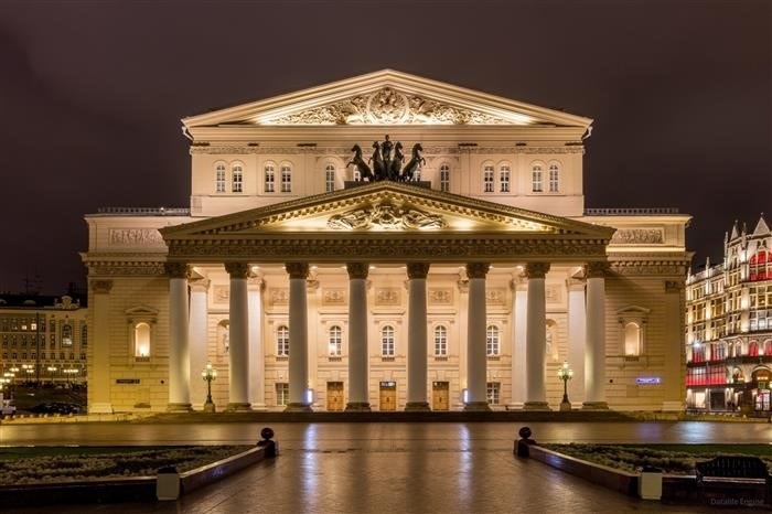 Все спектакли в московских театрах - билеты в наличии.